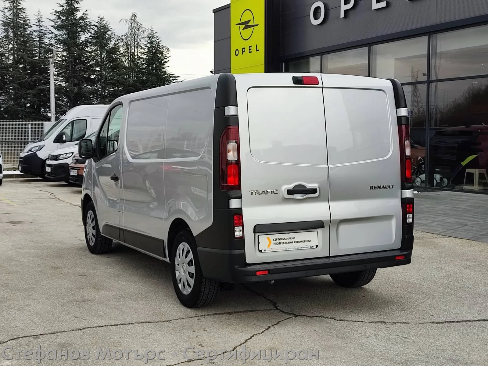 Renault Trafic L1H1 Energy 2.0 dCi (120hp) MT6, снимка 8 - Бусове и автобуси - 54136388