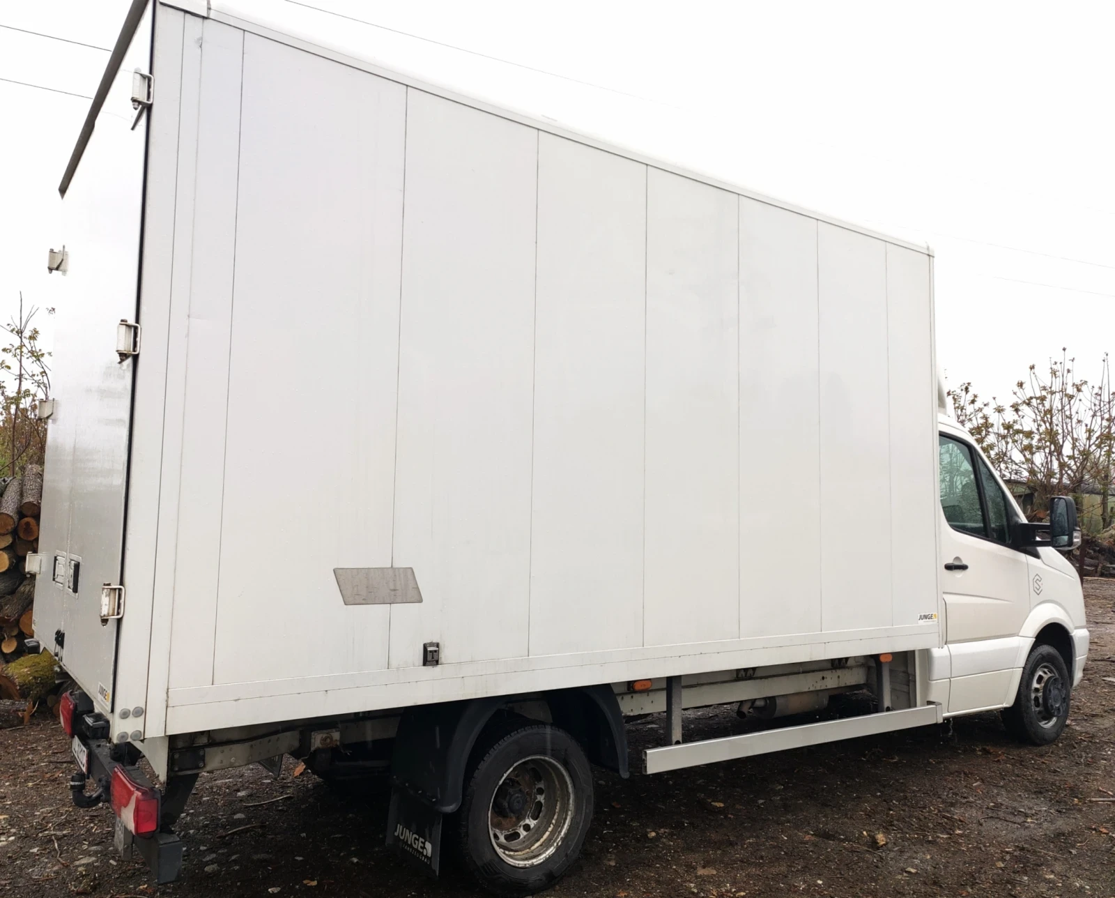 VW Crafter Фургон, снимка 3 - Бусове и автобуси - 54379961