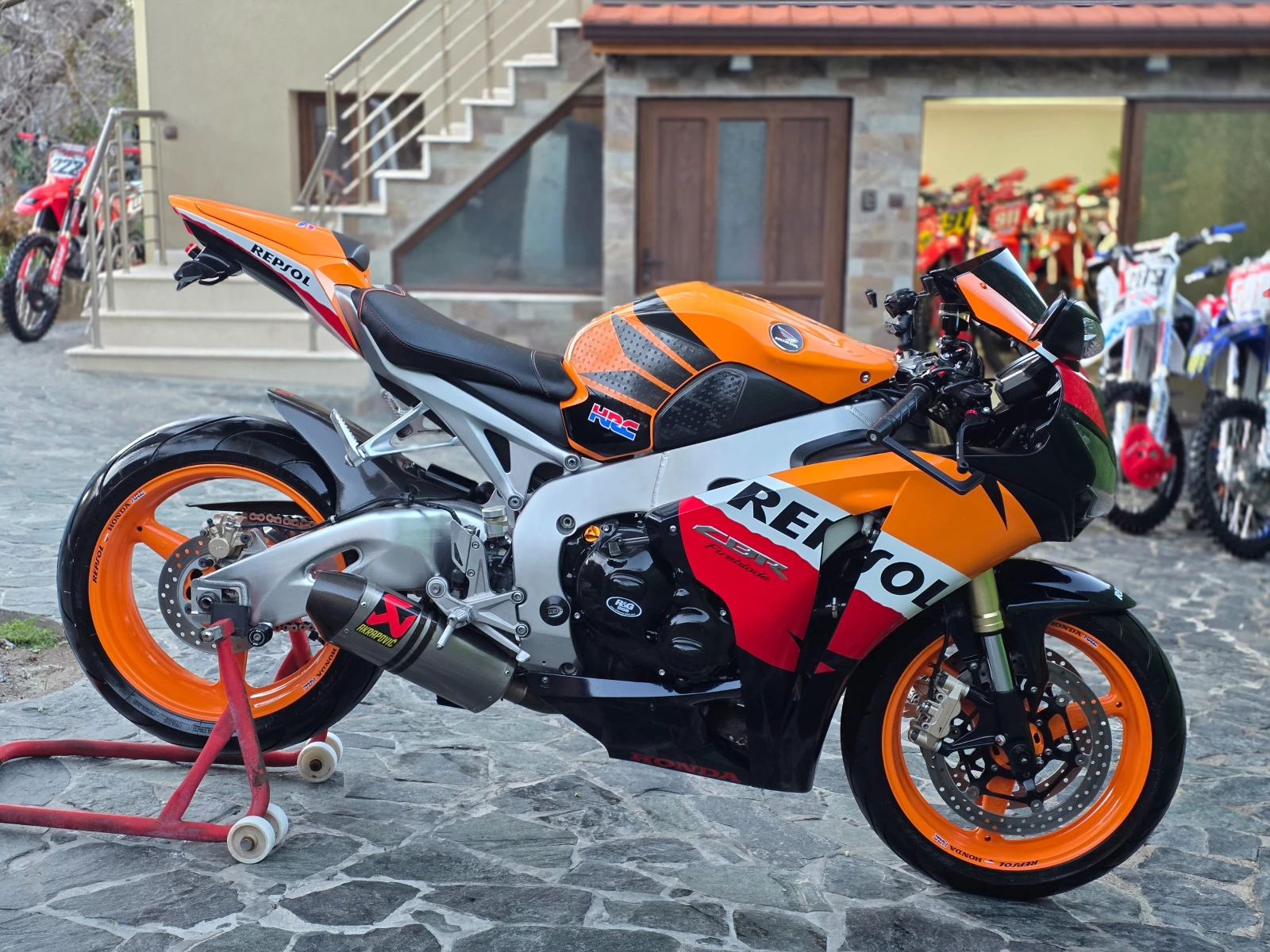 Honda Cbr 1000💥ЛИЗИНГ💥REPSOL, снимка 2 - Мотоциклети и мототехника - 54151804