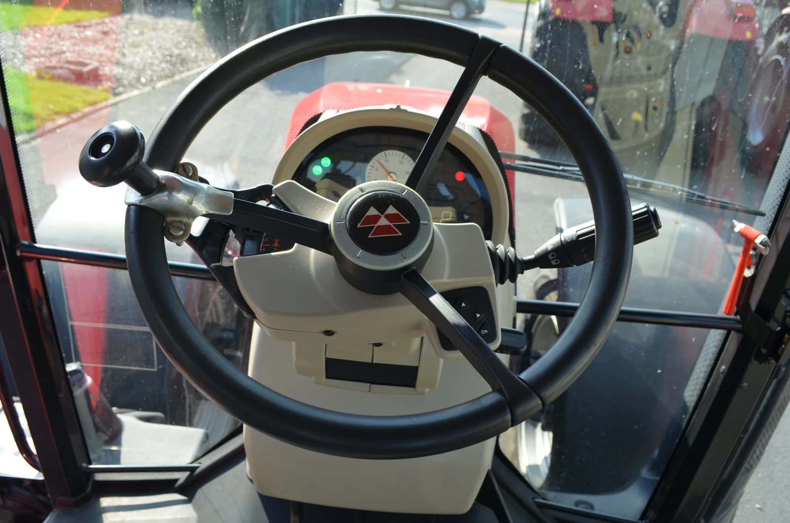 Трактор Massey  Ferguson 6616 Dyna-6, снимка 14 - Селскостопанска техника - 56017827