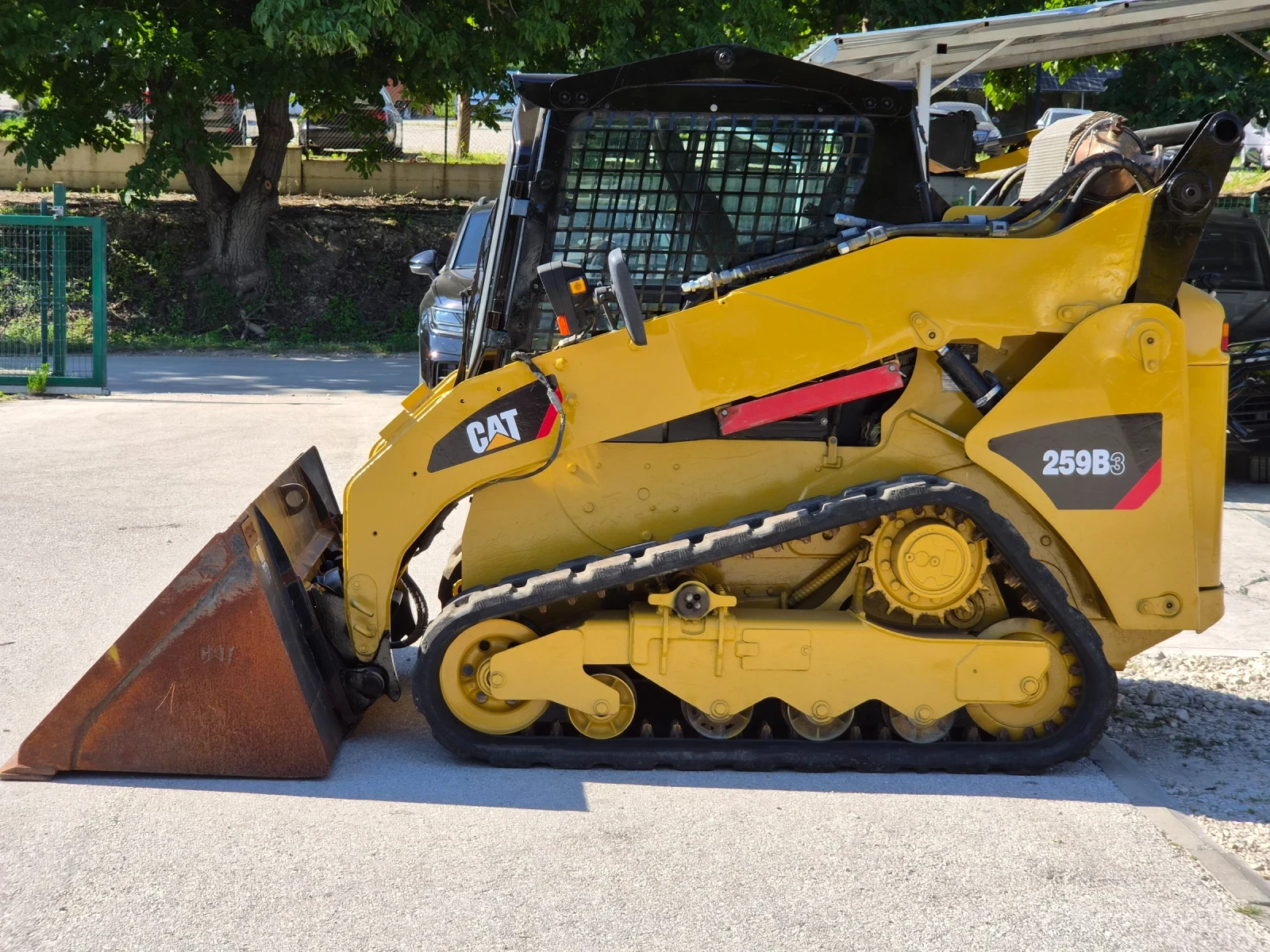 ���� ����� �������� Cat 259 B/4.2�/�����/������/����.����������/�������� | Mobile.bg � ����������� 2
