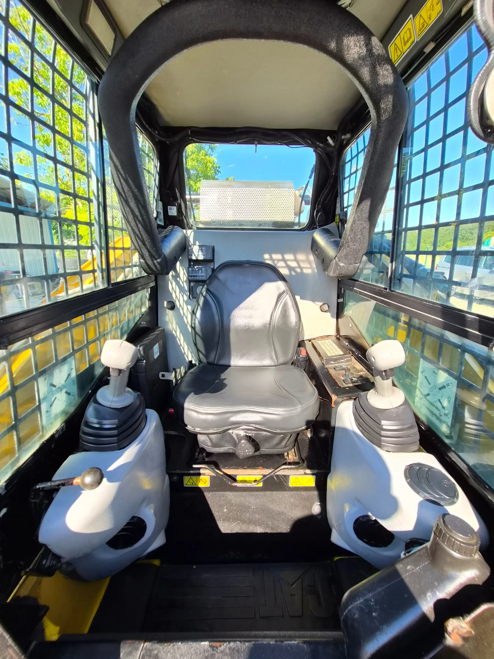 ���� ����� �������� Cat 259 B/4.2�/�����/������/����.����������/�������� | Mobile.bg � ����������� 11
