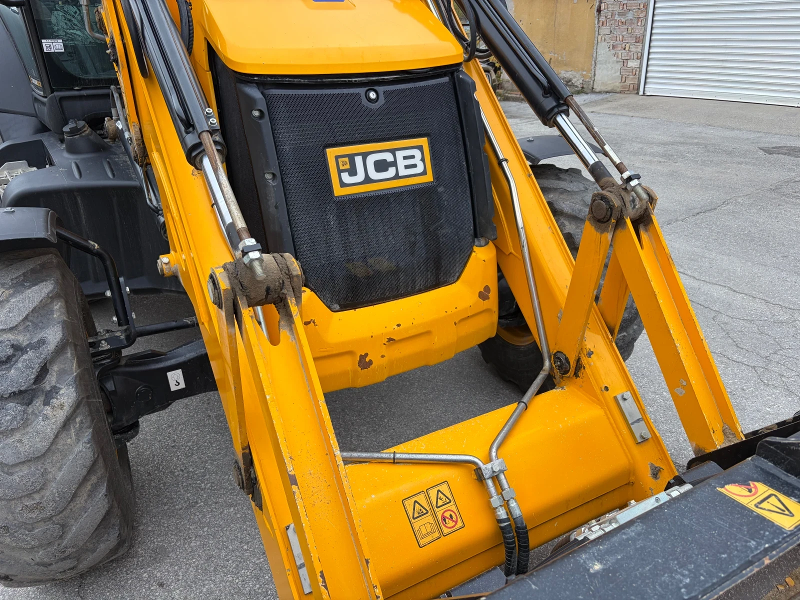 Багер JCB 3CX PLUS, снимка 4 - Индустриална техника - 56704517