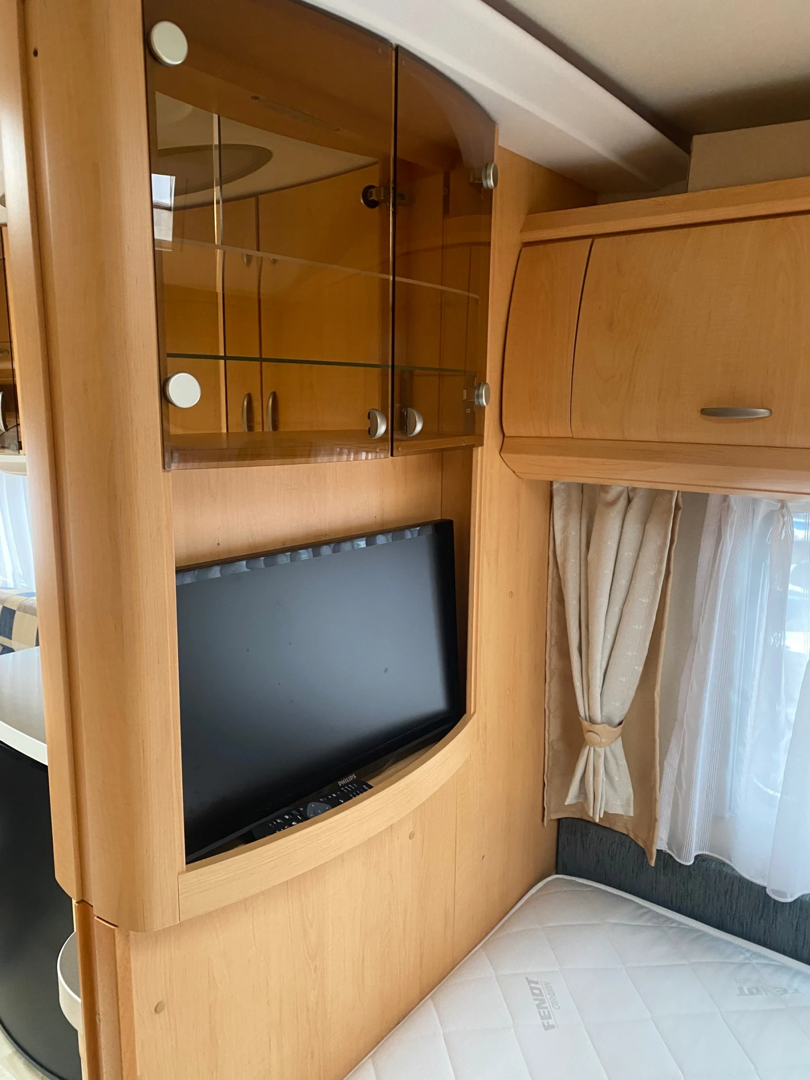 �������� Hobby De Lux ��������� | Mobile.bg � ����������� 8