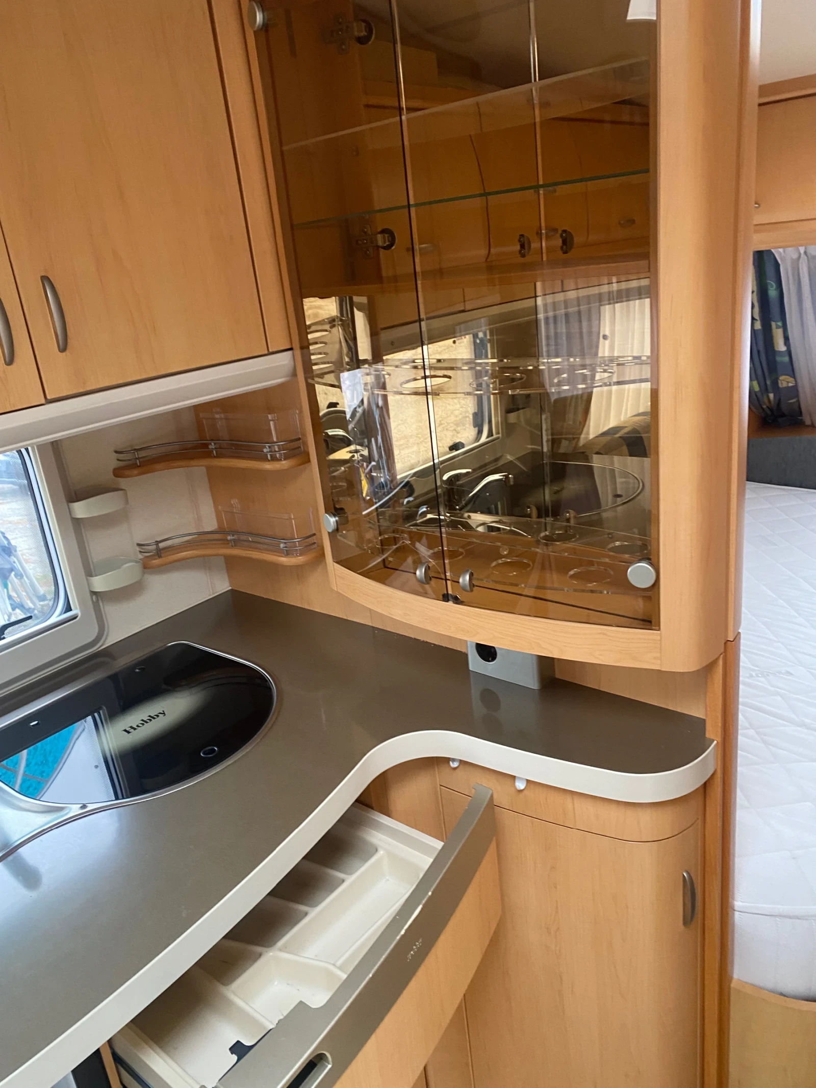 �������� Hobby De Lux ��������� | Mobile.bg � ����������� 13