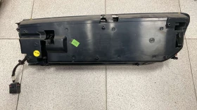 жабка предна врата Audi A8 2004- LH 4E1868977AA / 4E2868977AA, снимка 3