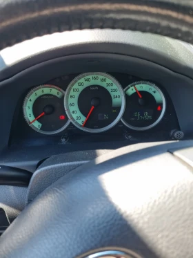 Toyota Corolla verso, снимка 1