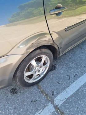 Toyota Corolla verso, снимка 8