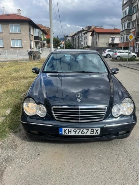 Mercedes-Benz C 220 Avangard , снимка 2