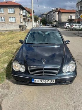 Mercedes-Benz C 220 Avangard , снимка 1