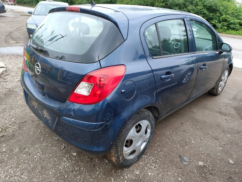 Opel Corsa 1.2i, снимка 5 - Автомобили и джипове - 45764139