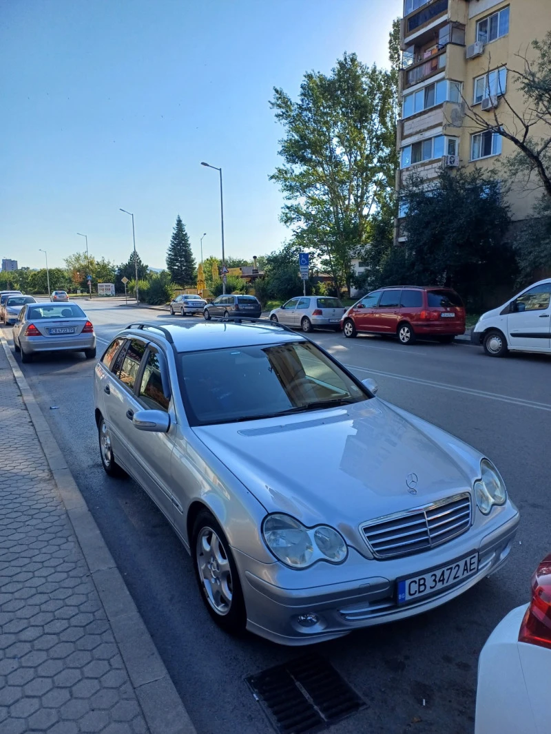 Mercedes-Benz C 220, снимка 12 - Автомобили и джипове - 46555934