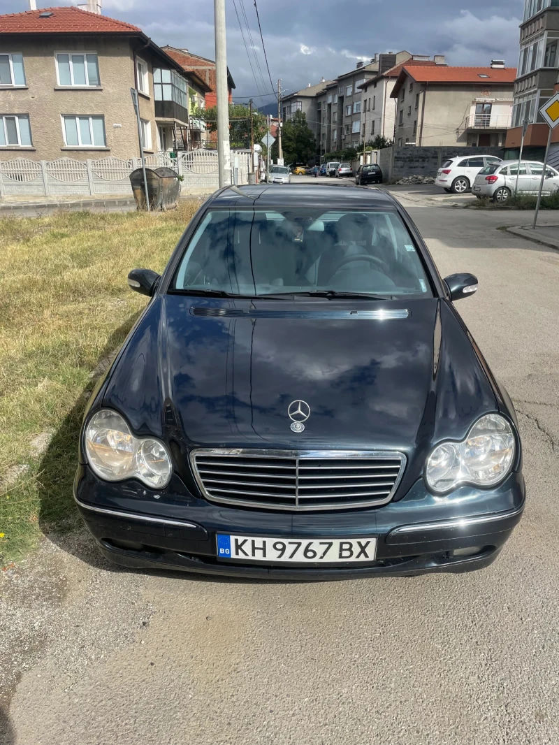 Mercedes-Benz C 220 Avangard , снимка 1 - Автомобили и джипове - 47239342