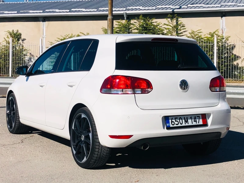 VW Golf 1.6TDI 105ps, снимка 2 - Автомобили и джипове - 47743514