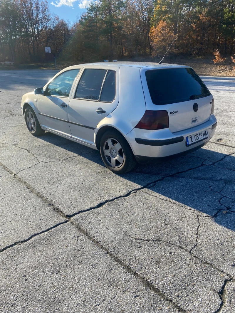 VW Golf, снимка 3 - Автомобили и джипове - 48137509