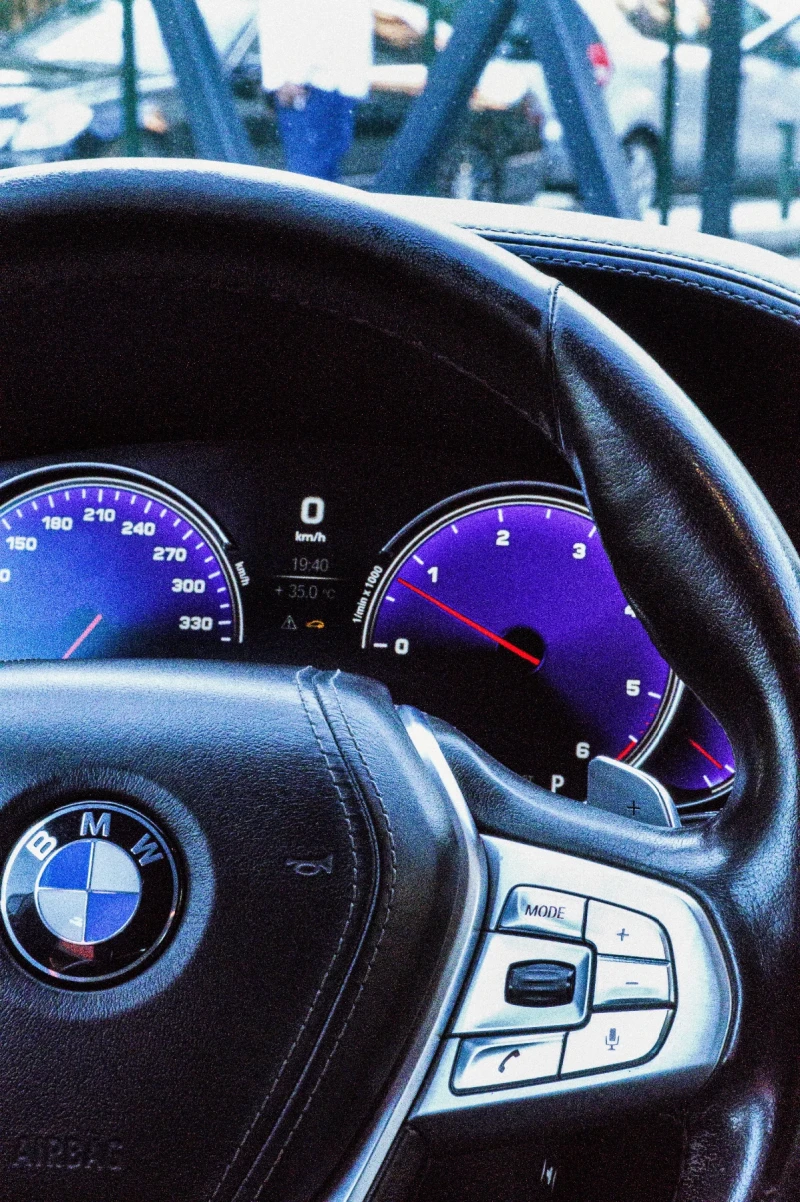 BMW 730 Long/M-Packet/Distronic/Alpina/Xdrive, снимка 8 - Автомобили и джипове - 51327666