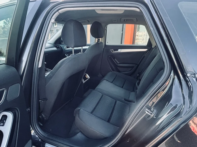 Audi A4 2.0 TDI, снимка 8 - Автомобили и джипове - 51799528