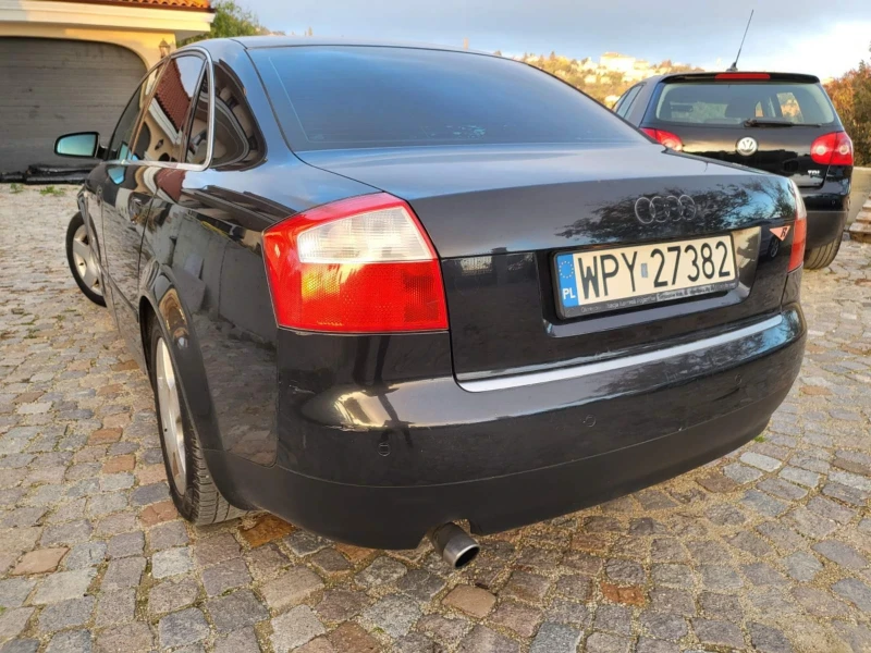 Audi A4 2.0 Benzin/Lpg, снимка 7 - Автомобили и джипове - 52590764