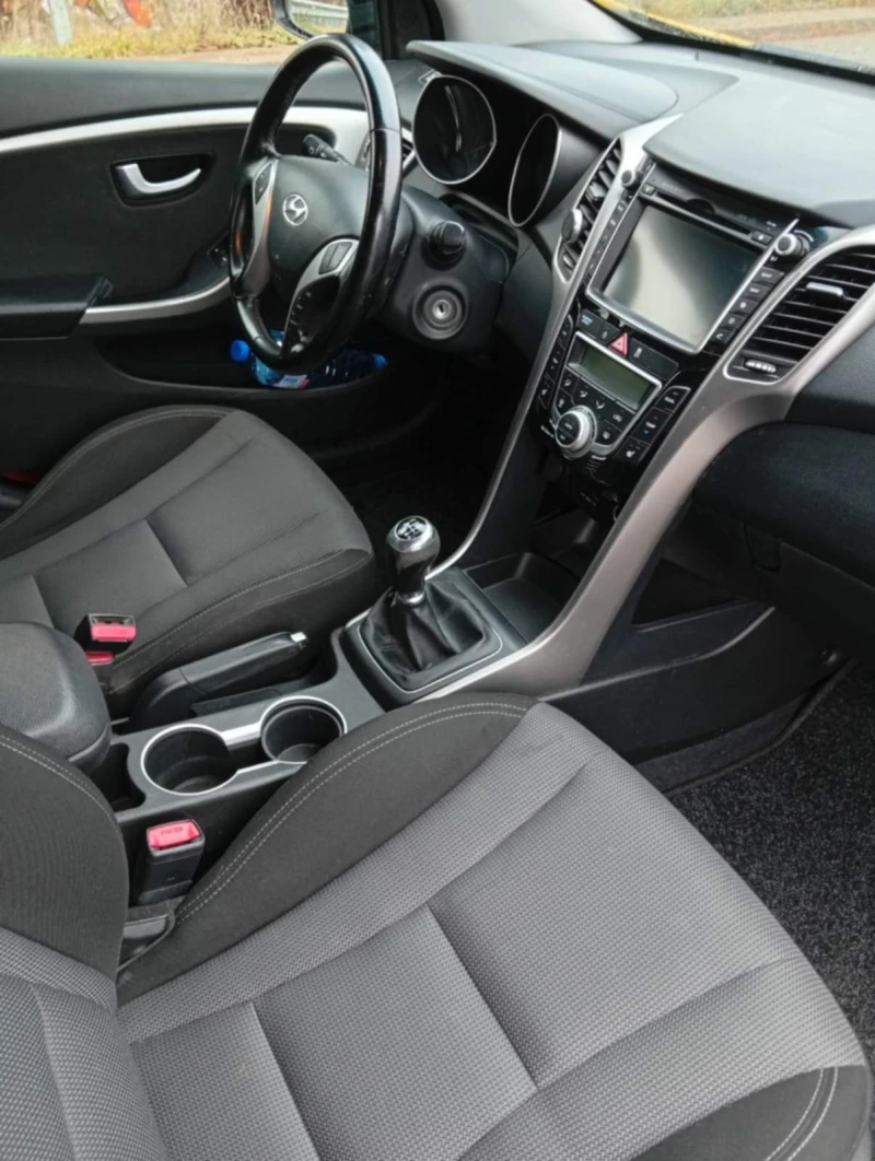 Hyundai I30 1.4 MPI, снимка 9 - Автомобили и джипове - 53344212