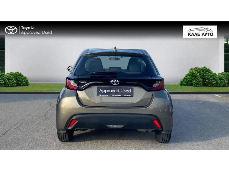 Toyota Yaris 1.5  | Mobile.bg   4