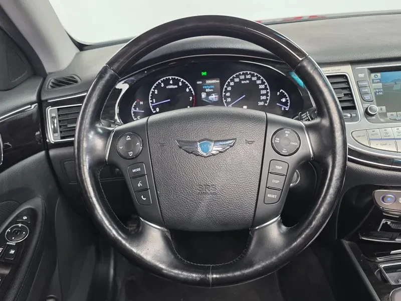 Hyundai Genesis 3.3, снимка 14 - Автомобили и джипове - 54618177