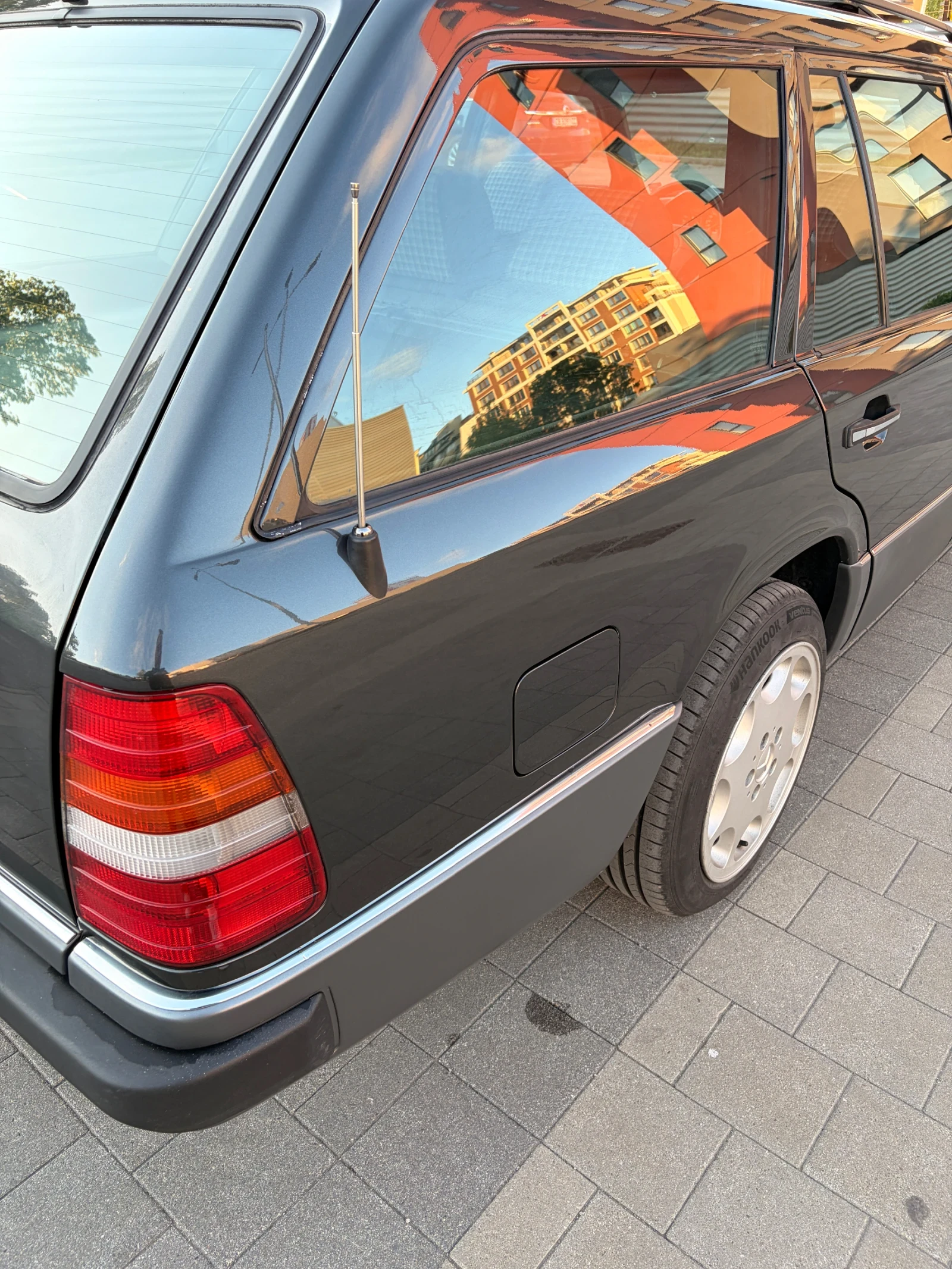 Mercedes-Benz 124 280 TE, снимка 6 - Автомобили и джипове - 53838113