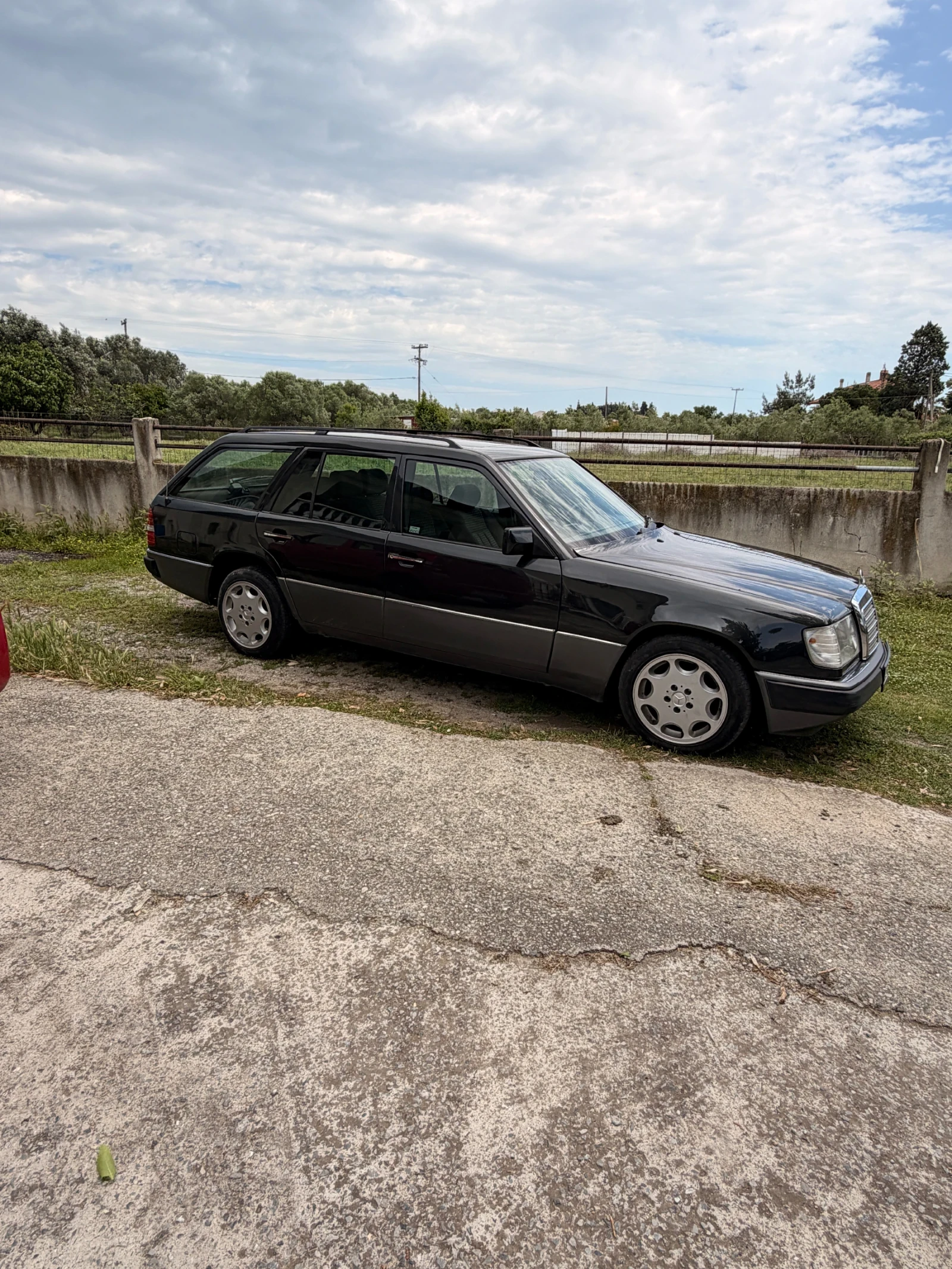 Mercedes-Benz 124 280 TE, снимка 17 - Автомобили и джипове - 53838113