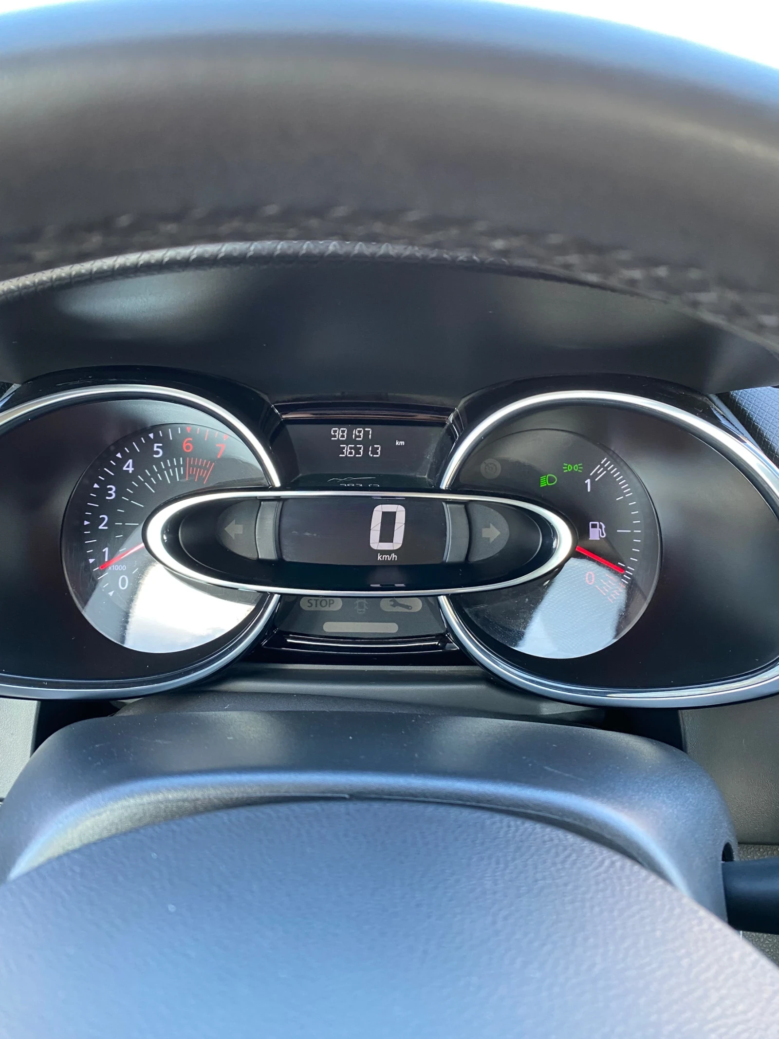 Renault Clio  - изображение 9