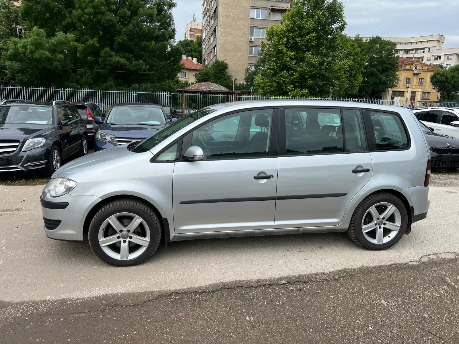 VW Touran 1.9TDI - изображение 9