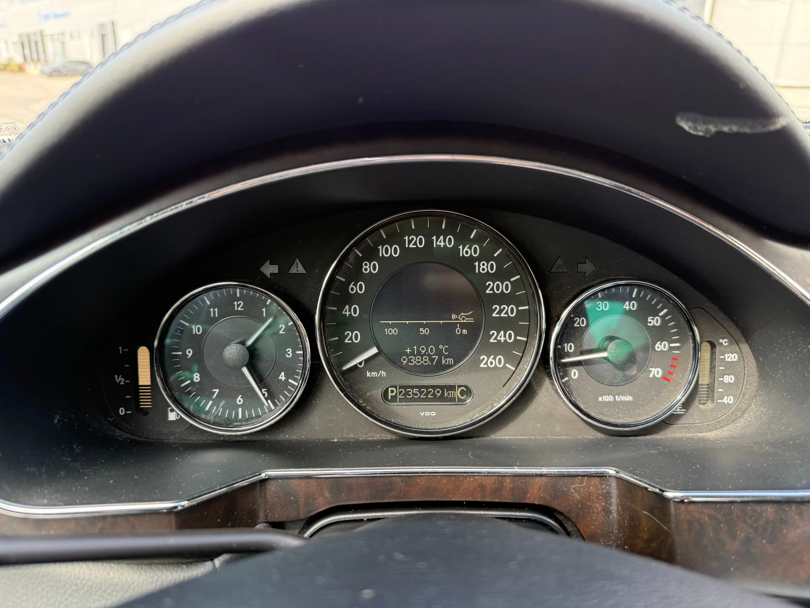 Mercedes-Benz CLS 500 5.5i 388 ..  | Mobile.bg   13