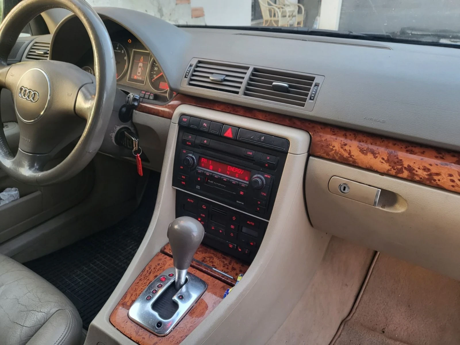 Audi A4 2.0 Benzin/Lpg - изображение 9