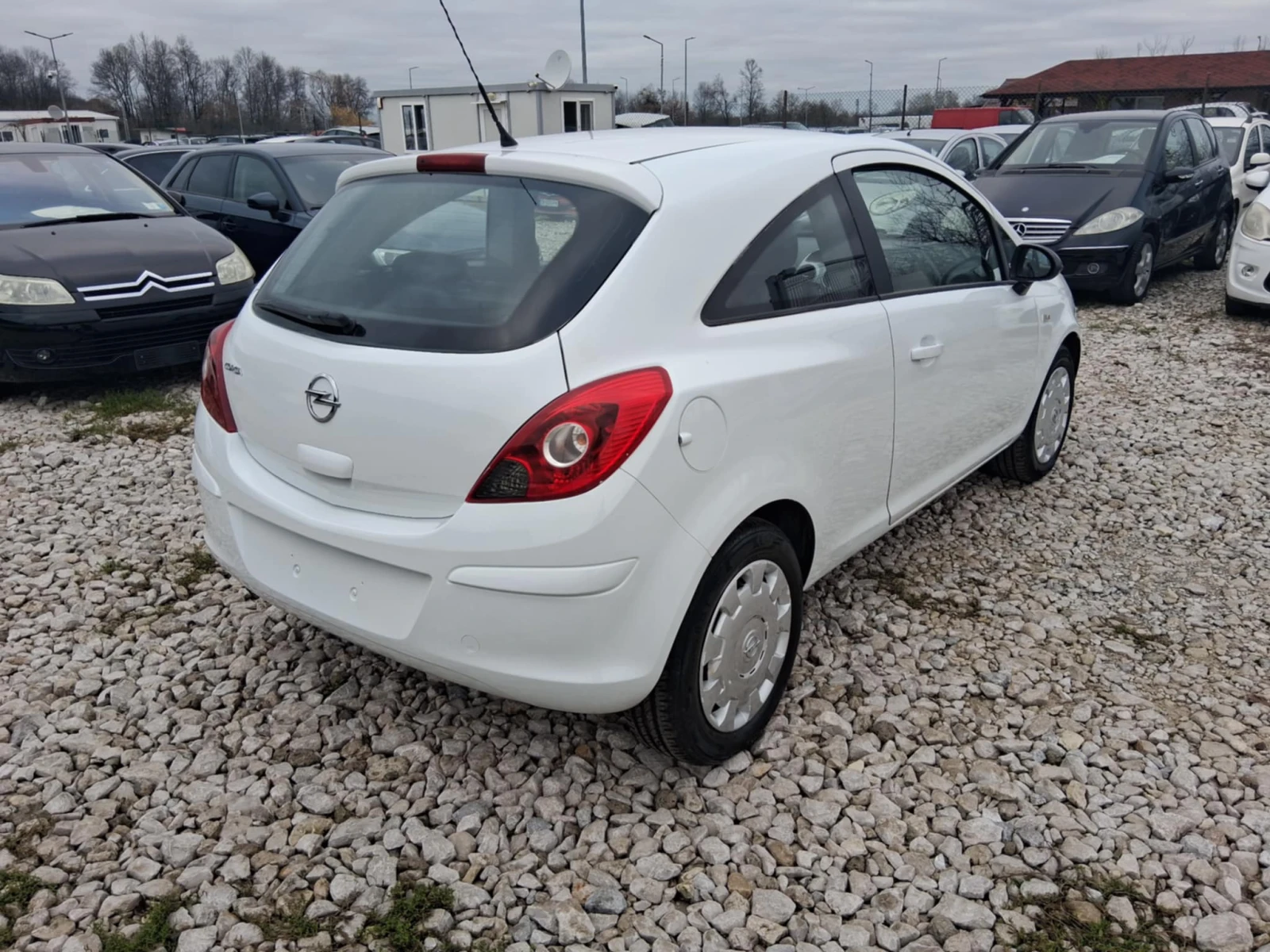 Opel Corsa Facelift + ГАЗ - изображение 6