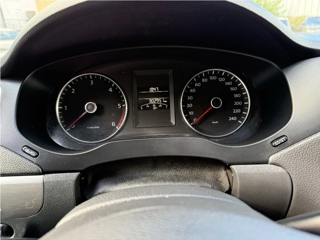 VW Jetta * TDI| Fuel Effecient Diesel Engine * CARFAX * ��� | Mobile.bg � ����������� 10