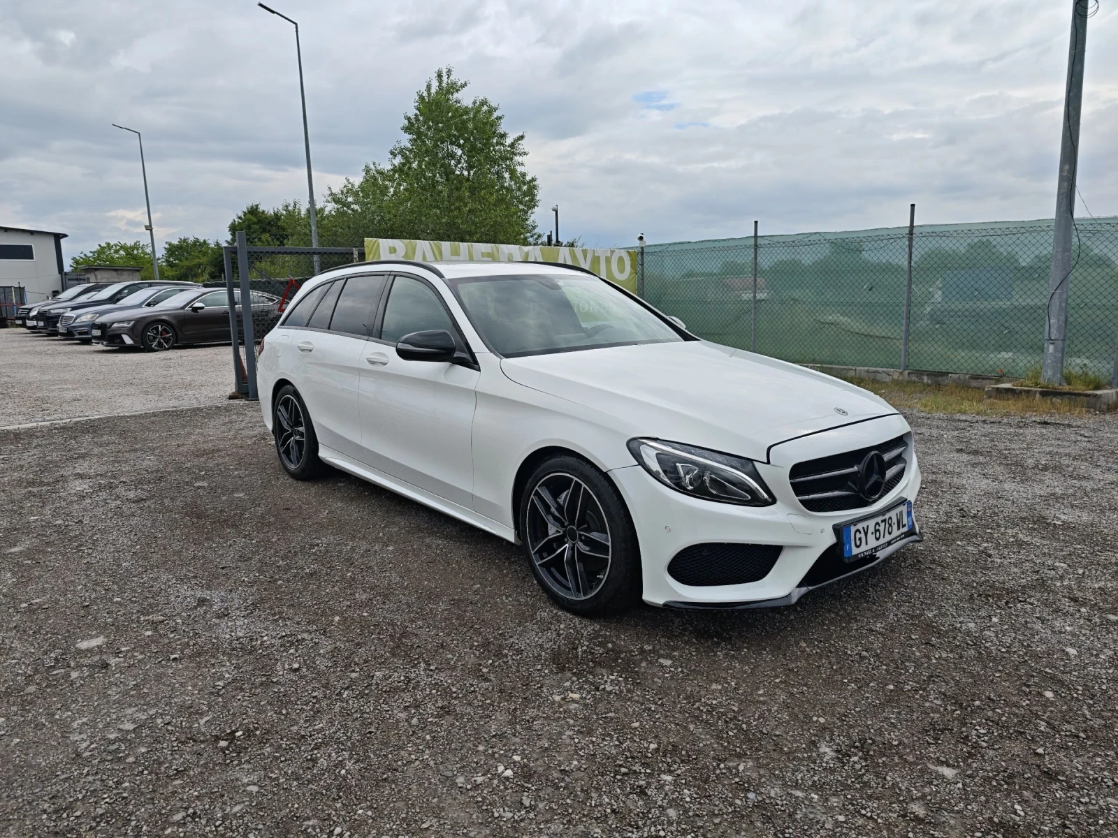 Mercedes-Benz C 220 9g AMG FULL TOP, снимка 3 - Автомобили и джипове - 53004107