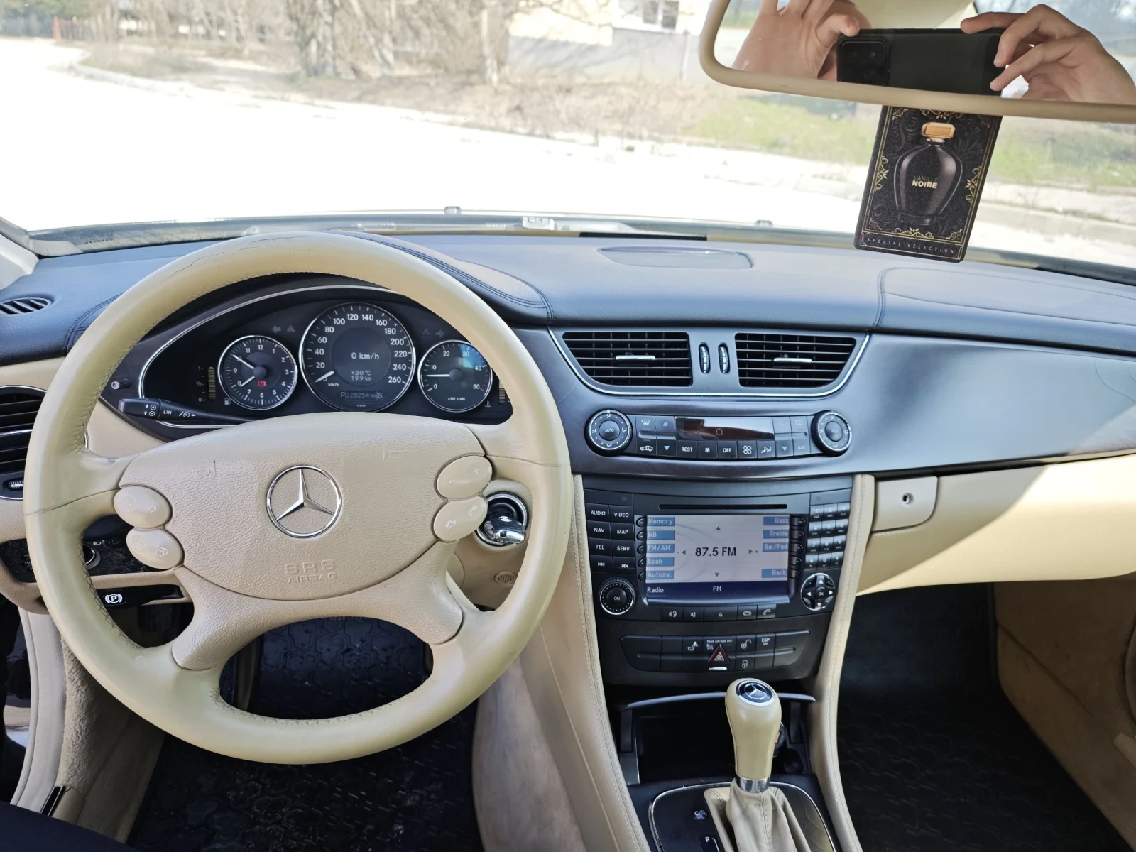 Mercedes-Benz CLS 320 C219, снимка 13 - Автомобили и джипове - 53768998