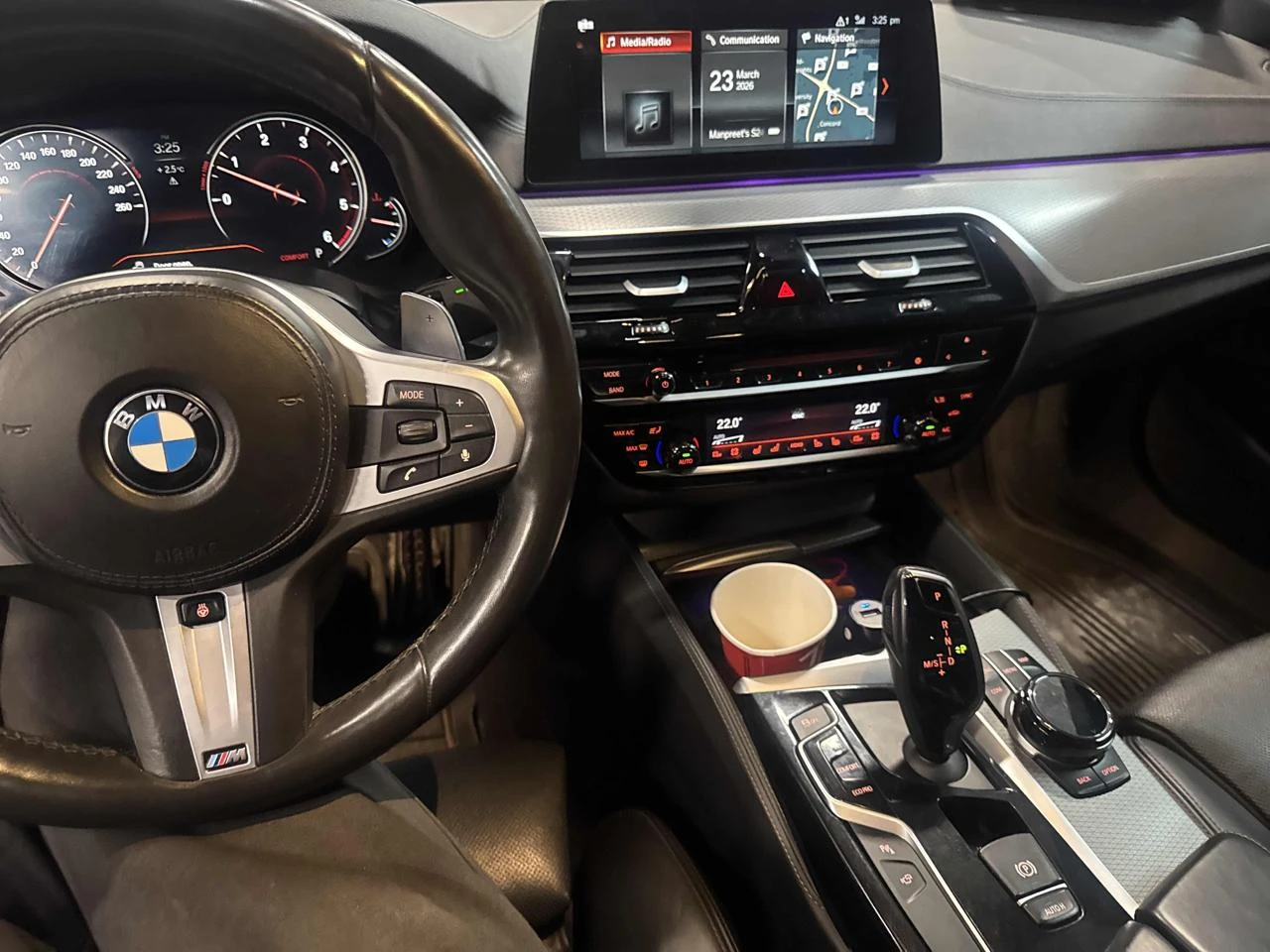 BMW 540 d* 360* Обдухване* Масаж* М Пакет* Adaptive led, снимка 8 - Автомобили и джипове - 53961954