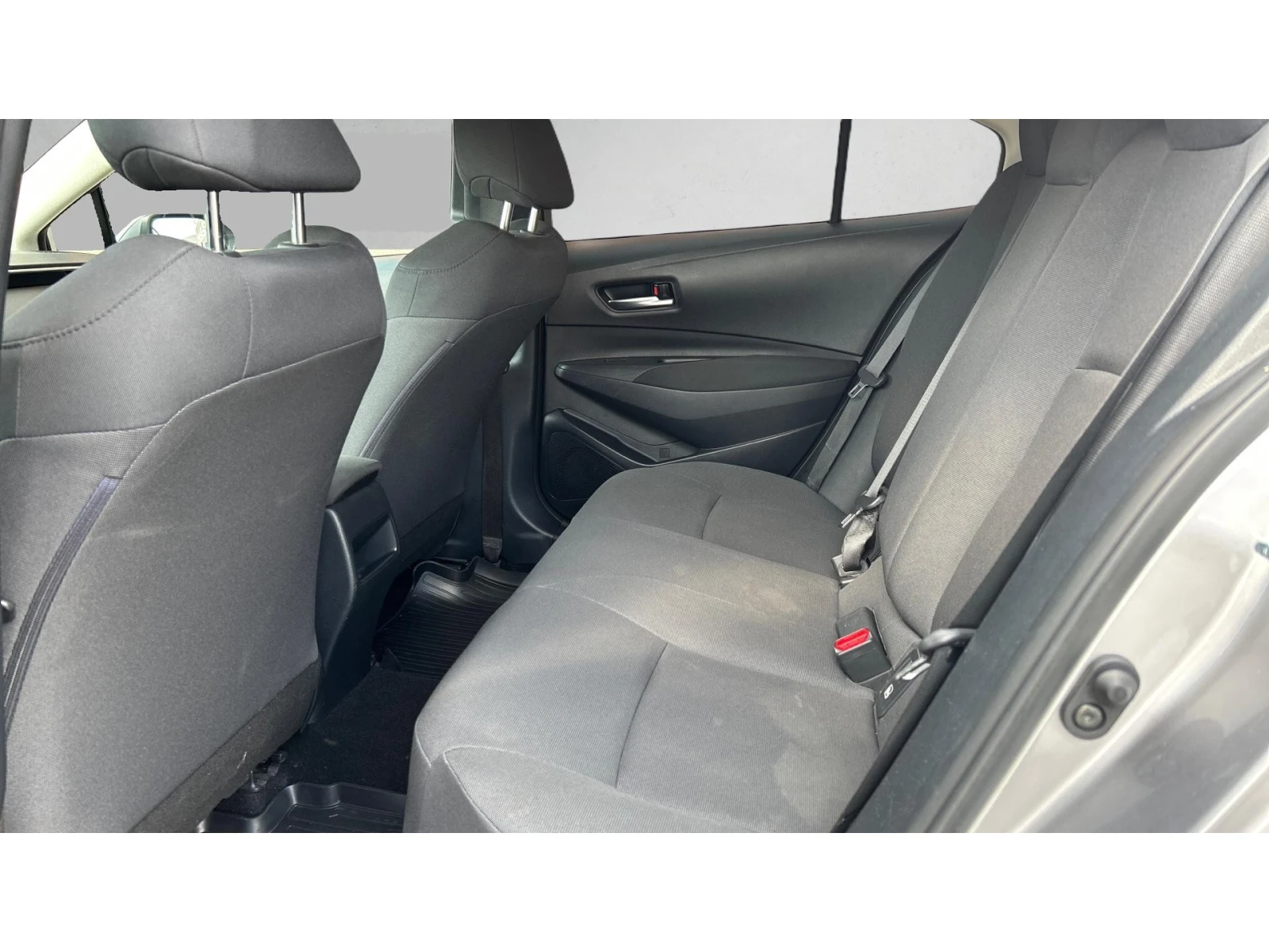 Toyota Corolla 1.5i M/T, Месечна вноска от 227  , снимка 14 - Автомобили и джипове - 54234235