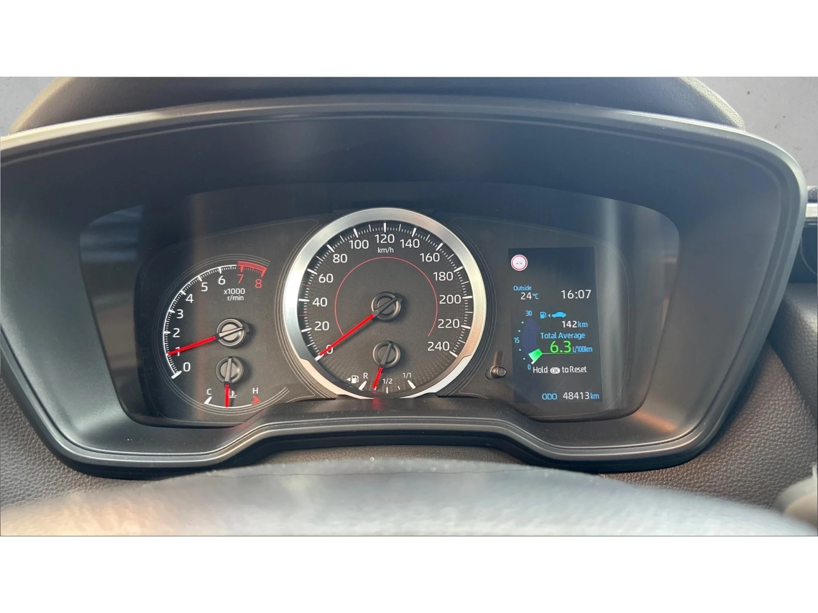 Toyota Corolla 1.5i M/T, Месечна вноска от 227  , снимка 15 - Автомобили и джипове - 54234235