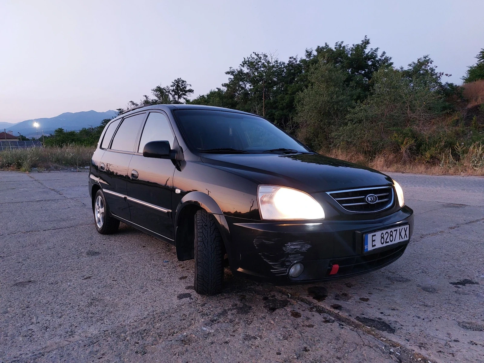 Kia Carens 2.0 crdi , снимка 7 - Автомобили и джипове - 54300806