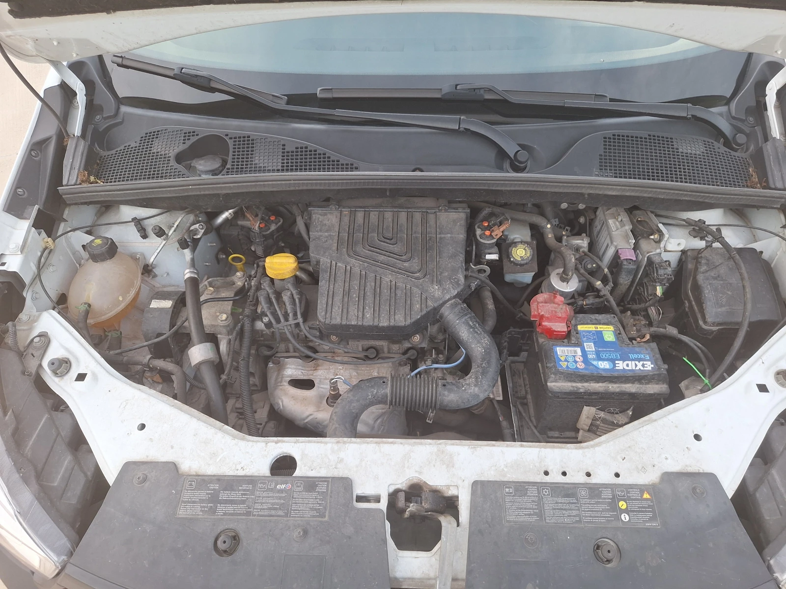 Dacia Dokker 1.6i Газ+ Бензин Евро5b, снимка 16 - Автомобили и джипове - 54530231