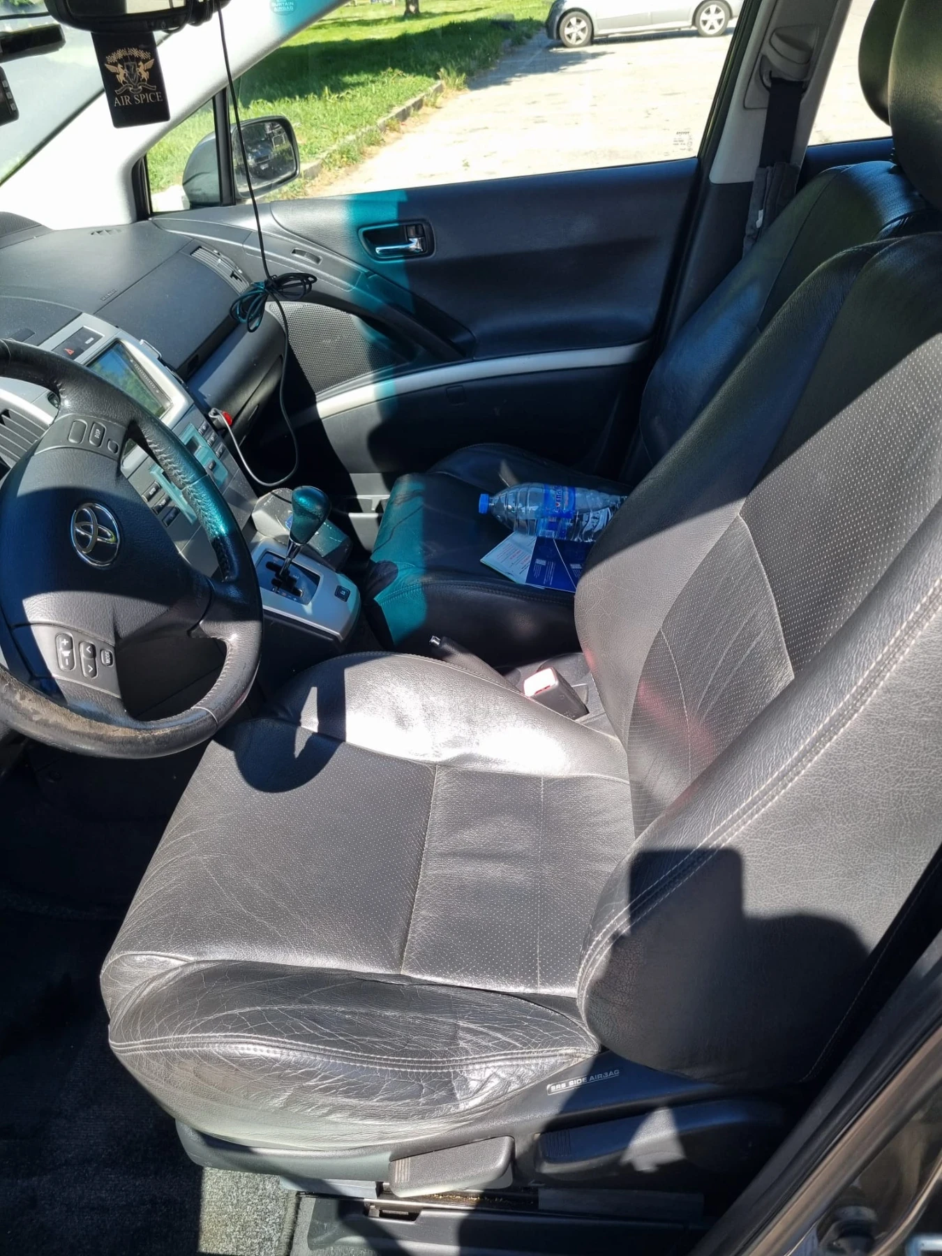 Toyota Corolla verso, снимка 4 - Автомобили и джипове - 54562251