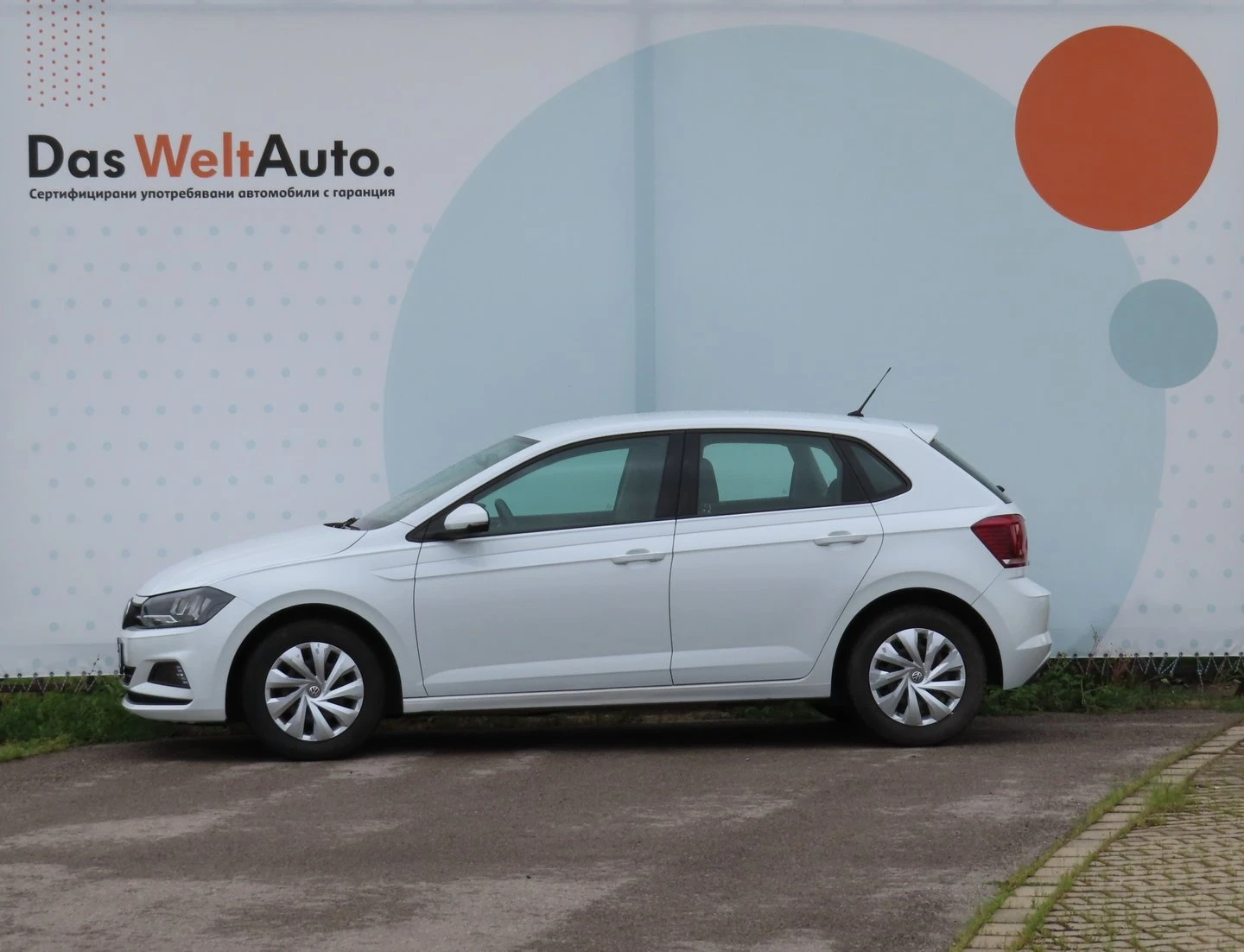 VW Polo, снимка 2 - Автомобили и джипове - 56420691