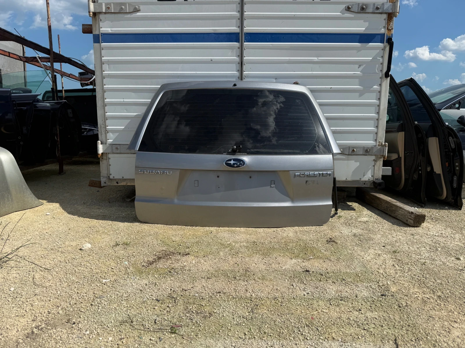 Subaru Forester, снимка 4 - Автомобили и джипове - 54702063