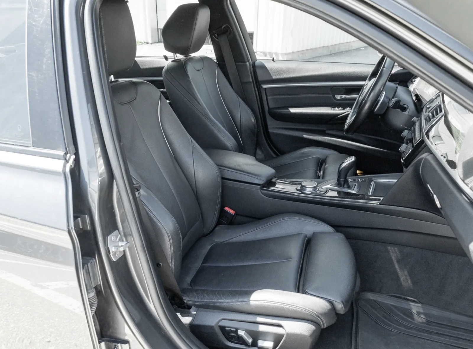 BMW 340 M* H/K* Lane assist* Pano* , снимка 8 - Автомобили и джипове - 54752086