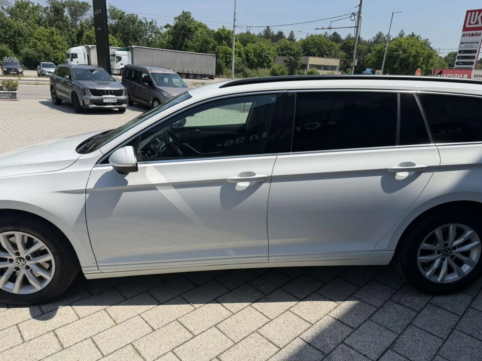 VW Passat 2.0 TDI 150hp, снимка 9 - Автомобили и джипове - 54798626