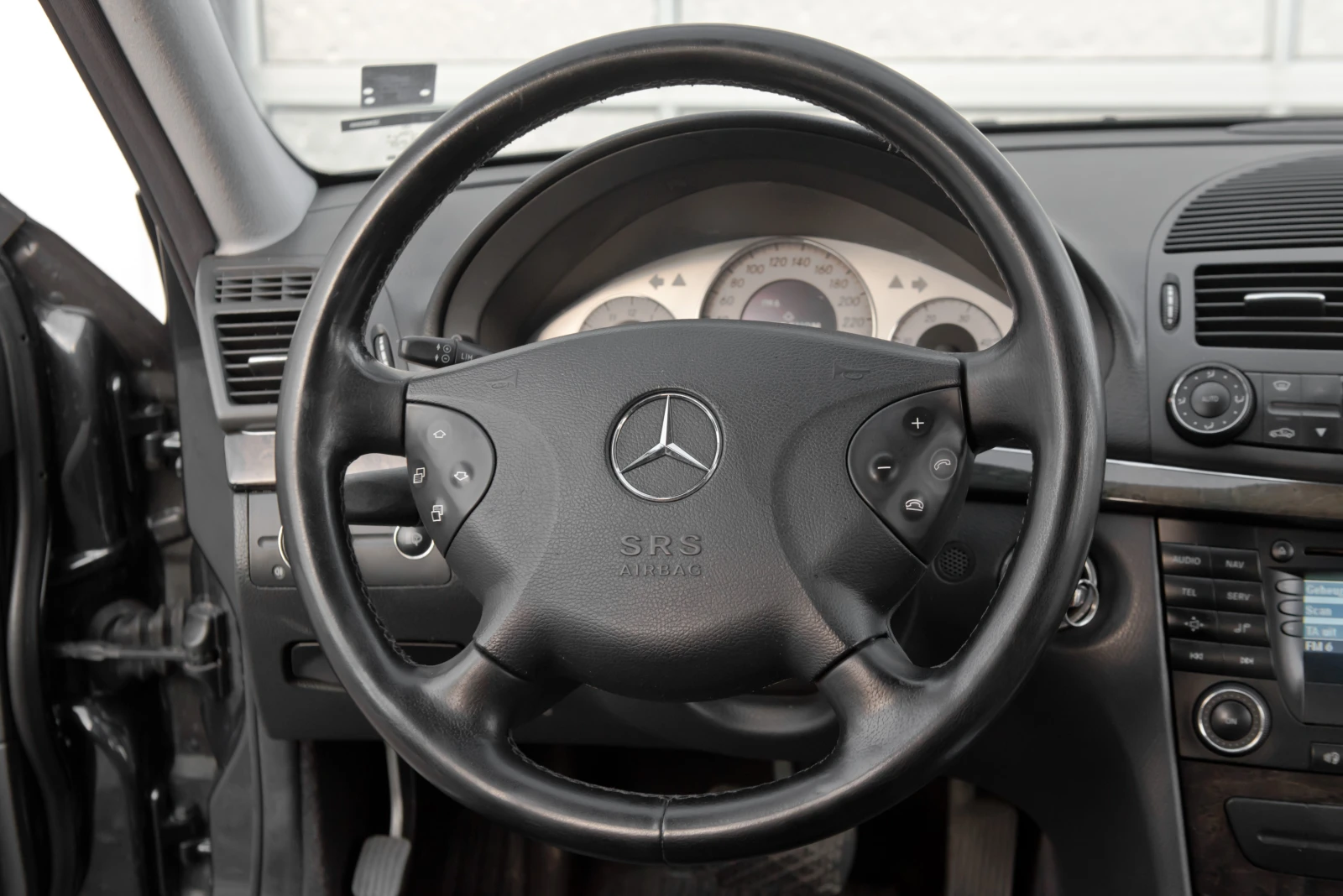 Mercedes-Benz E 220 пружини, снимка 15 - Автомобили и джипове - 54831393