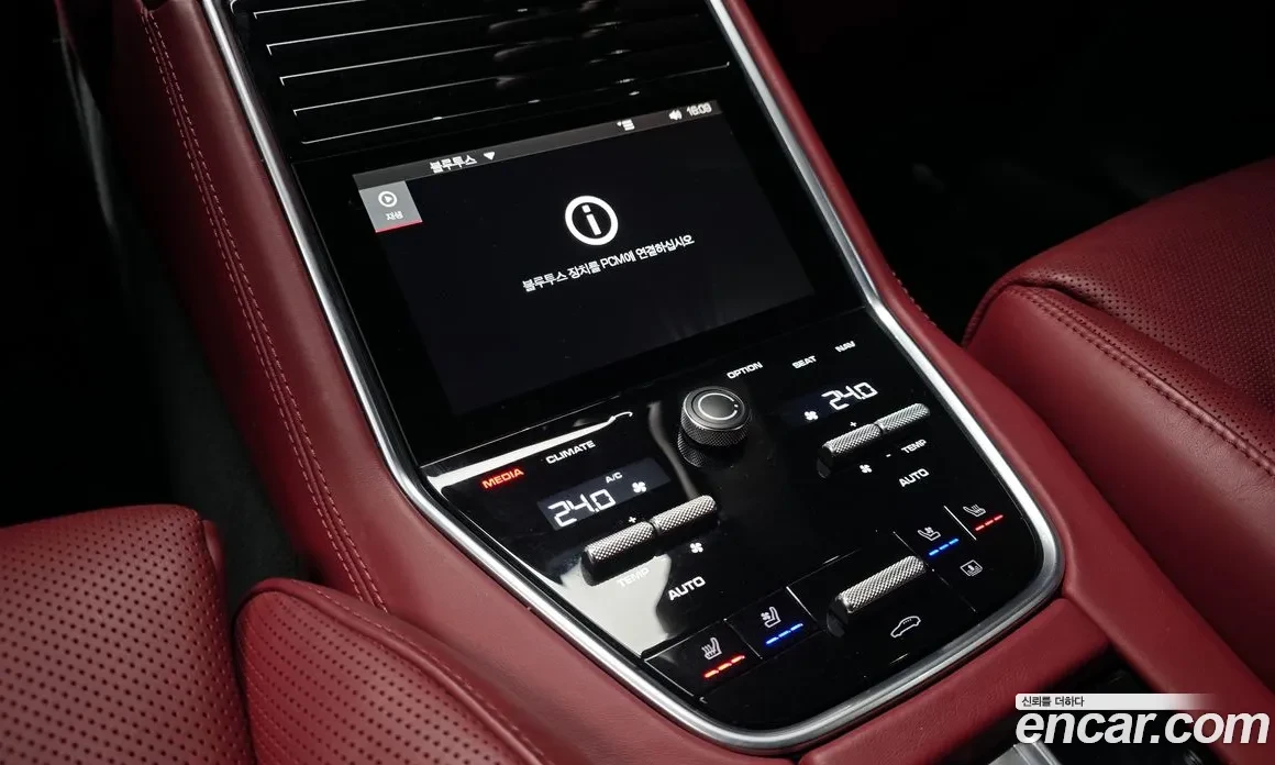 Porsche Panamera TURBO* ОБДУХ* 360* КРЕДИТИРАНЕ, снимка 13 - Автомобили и джипове - 54853595