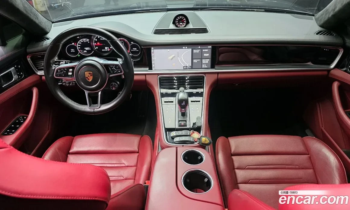 Porsche Panamera TURBO* ОБДУХ* 360* КРЕДИТИРАНЕ, снимка 7 - Автомобили и джипове - 54853595