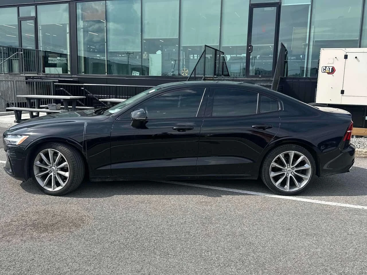 Volvo S60 B5 AWD | CARFAX | БЕЗ ПЪРВОНАЧАЛНА ВНОСКА, снимка 2 - Автомобили и джипове - 55053486