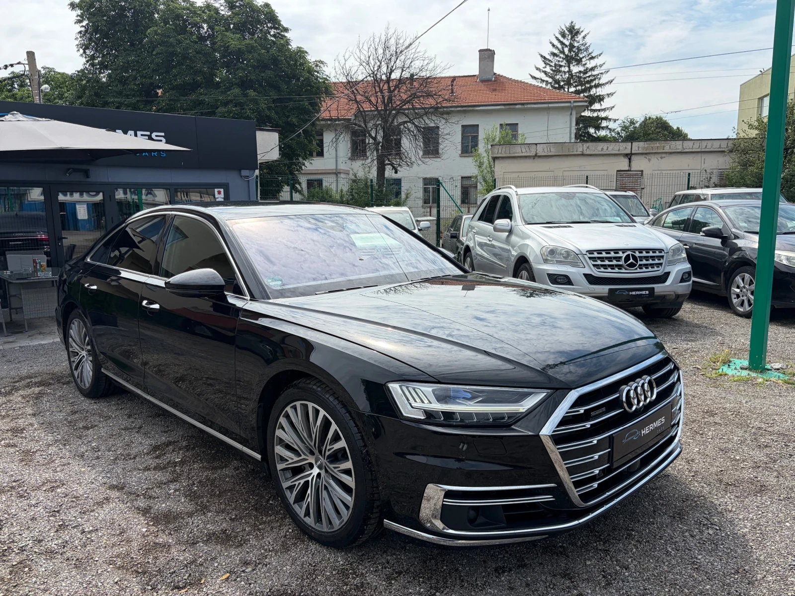 Audi A8, снимка 2 - Автомобили и джипове - 55141031
